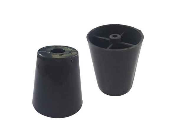Pe Plastico Conico 50mm Preto (peça) 
